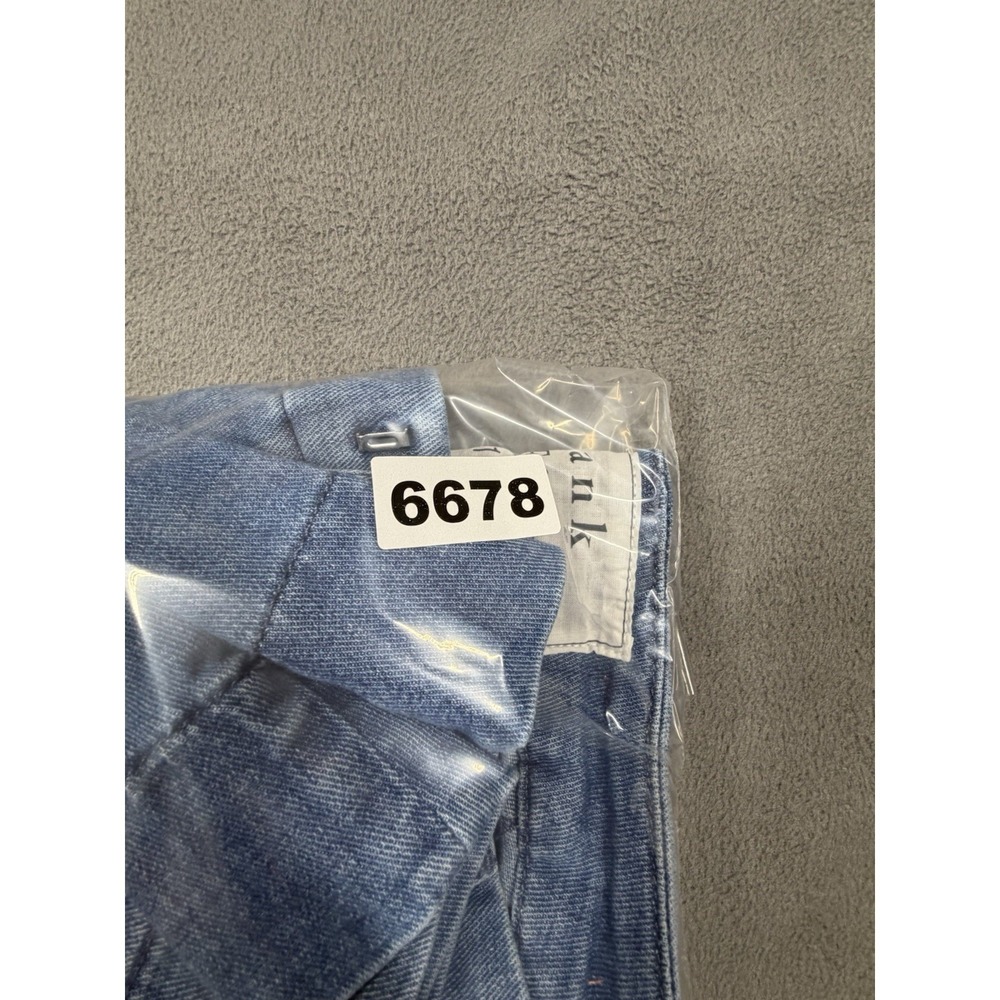Frank & Eileen Waterford Denim Shorts Size 8 Blue Pleated Cotton Lightweight - Picture 8 of 8
